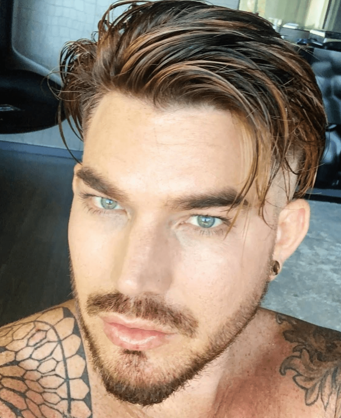Adam Lambert, 44, Takes Off Makeup, Leaves Us With No Words