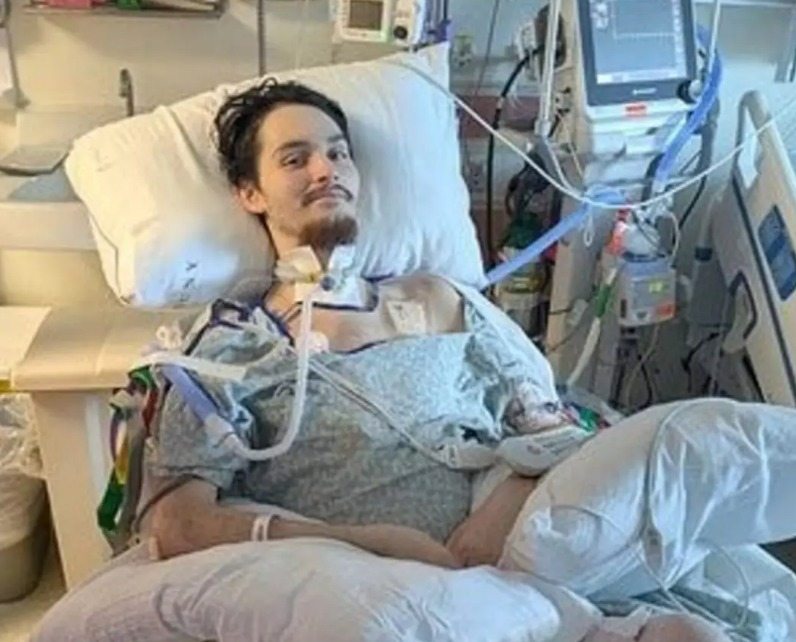 A man wakes up after years in a coma: his true identity leaves doctors speechless