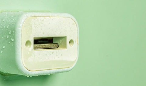 Put a SIM Card in Your Charger? Here’s the Truth Behind the Viral “Hack”
