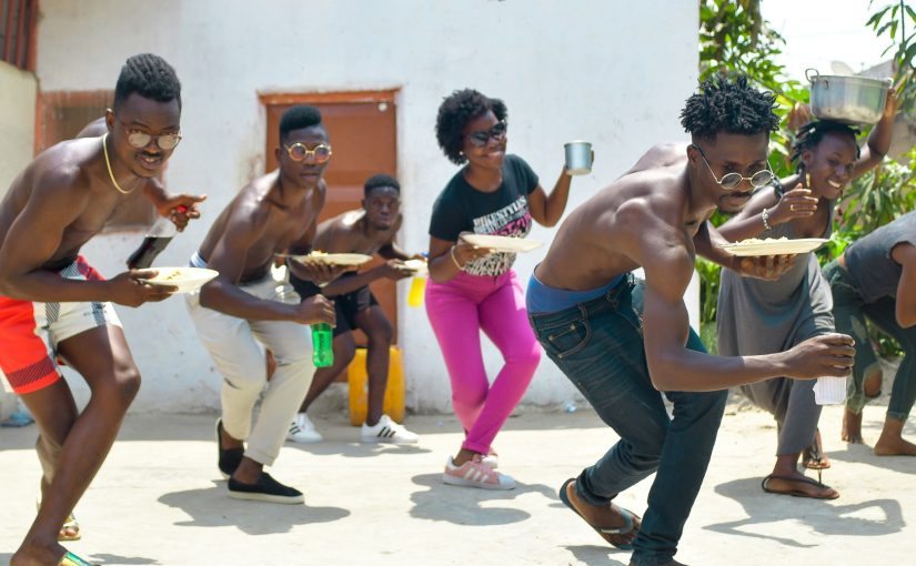 The Dance Born on the Streets of Angola — Now Setting YouTube on Fire ➤ blog.thegamesday.com