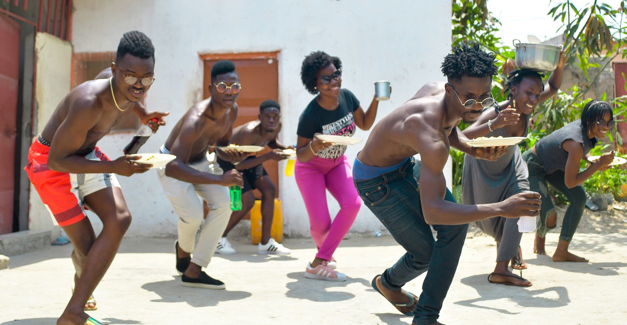 The Dance Born on the Streets of Angola — Now Setting YouTube on Fire ➤ blog.thegamesday.com